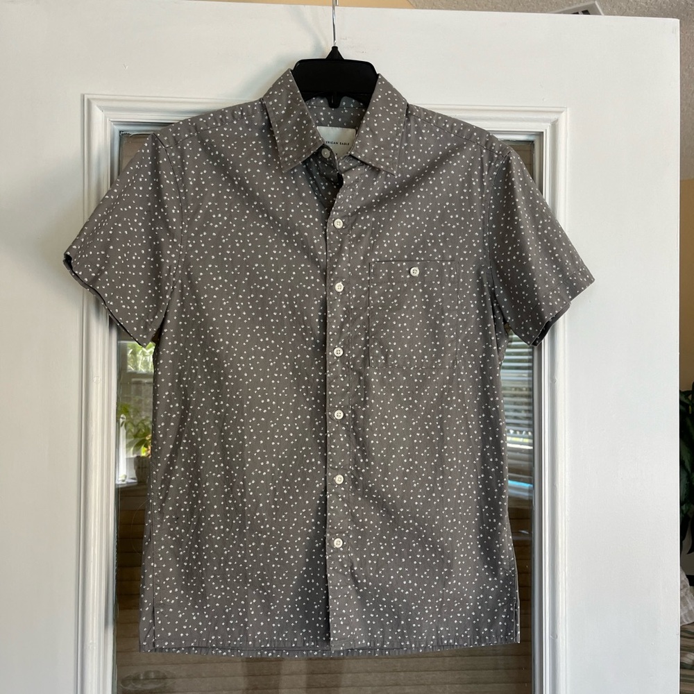 Men’s American Eagle Flex Button Down NWT (X-small)